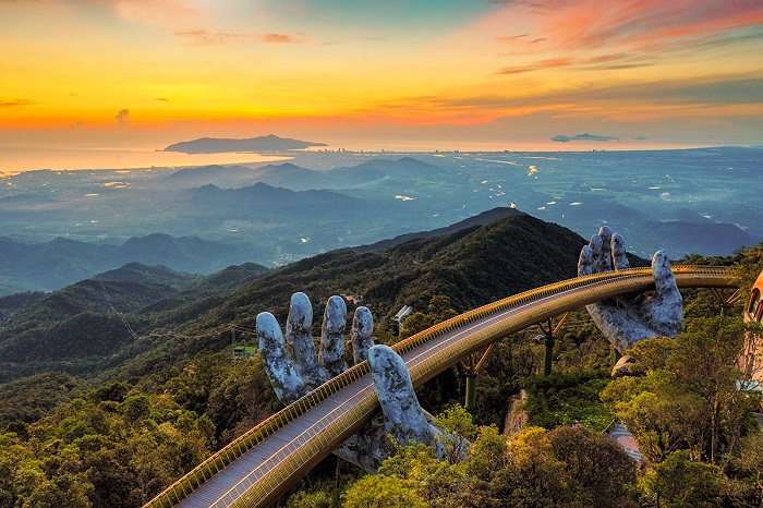 Fefreshing experience to Danang - a romantic destination